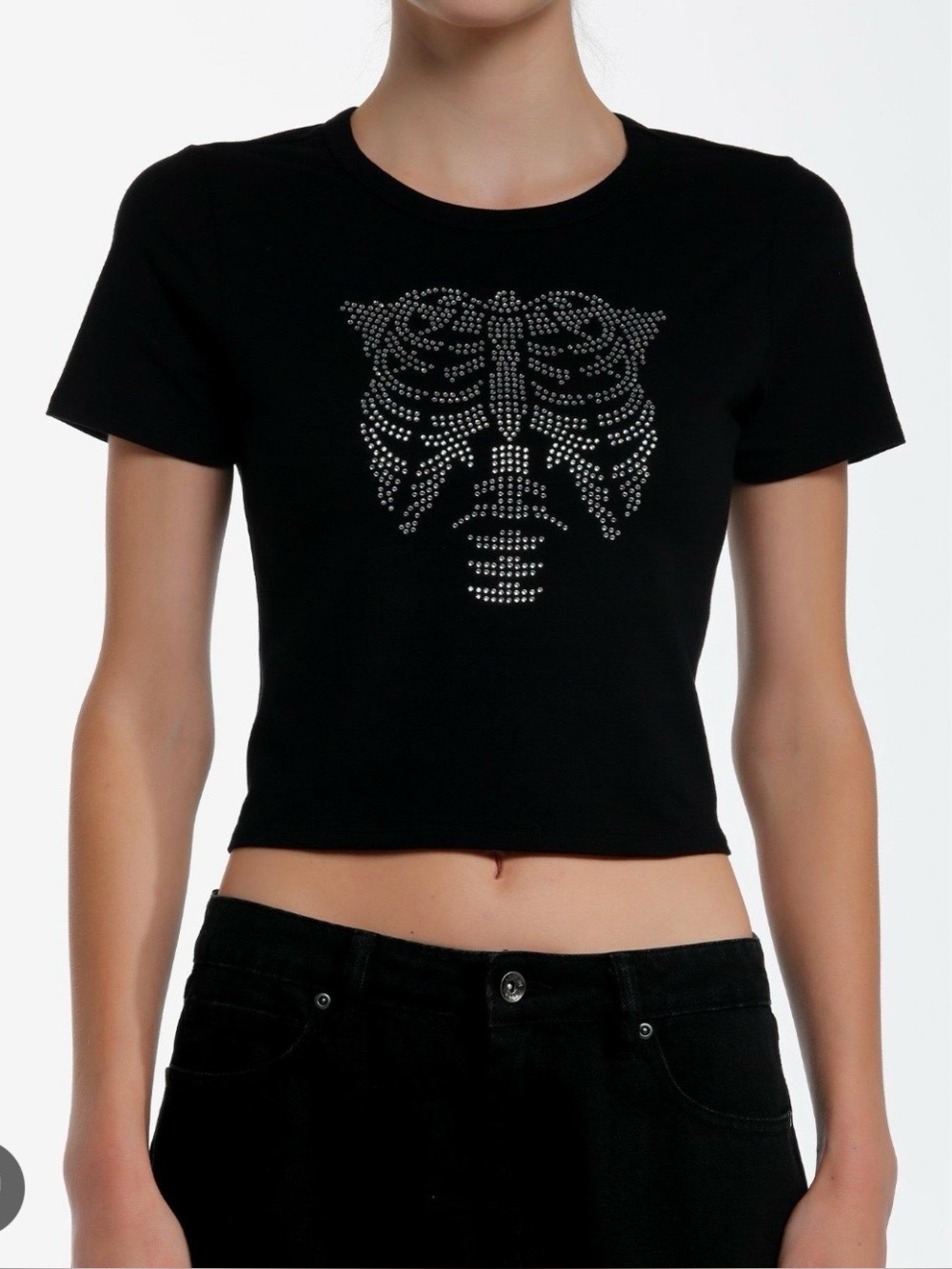 Hot Topic Black Rhinestone Rib Cage Graphic Crop Tee. Youth XL